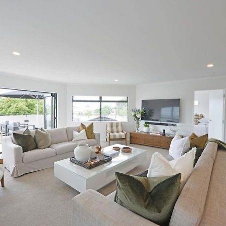 마운트마운가누이 Escape To High End Comforts On Riverton 빌라 외부 사진