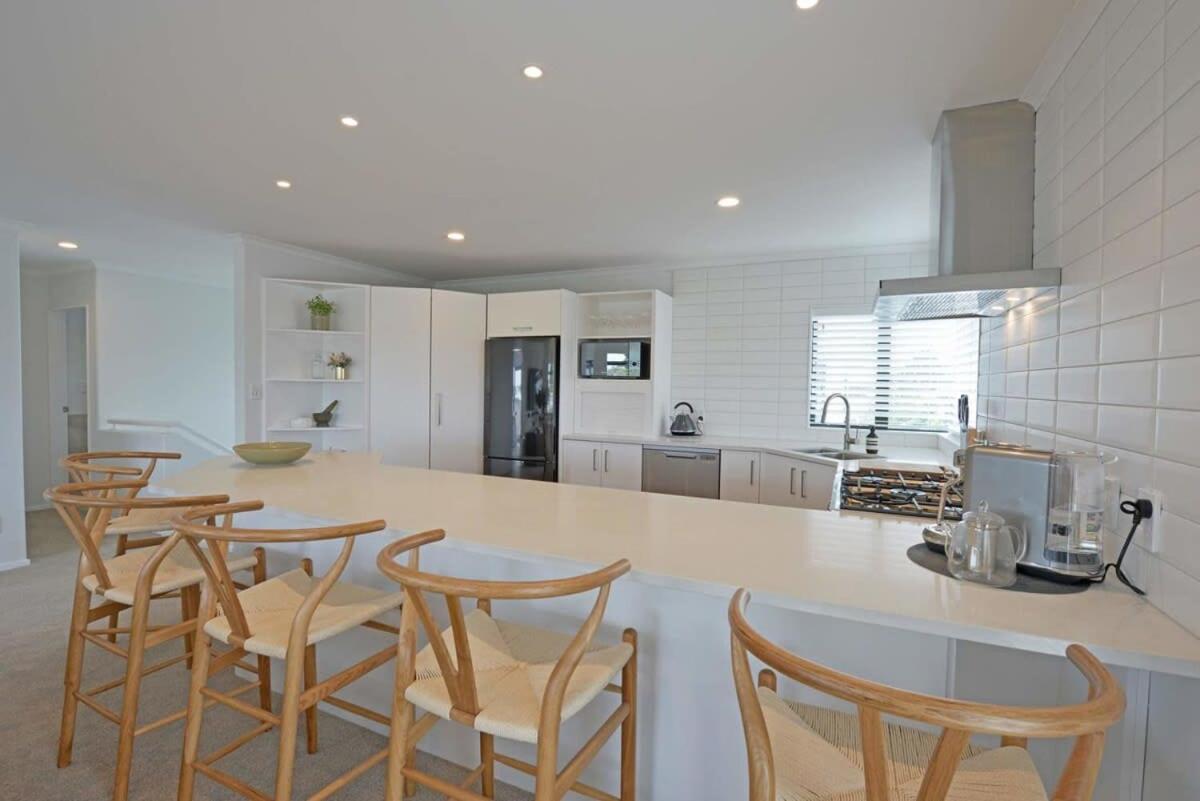마운트마운가누이 Escape To High End Comforts On Riverton 빌라 외부 사진